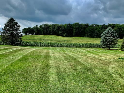 Lawn care work 23
