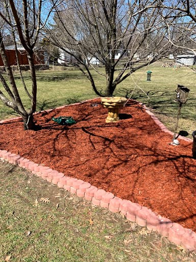 Lawn care work 39