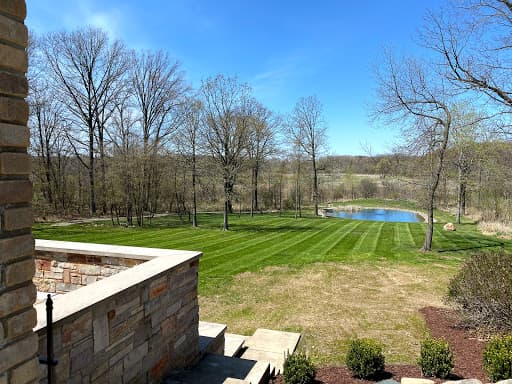 Lawn care work 46